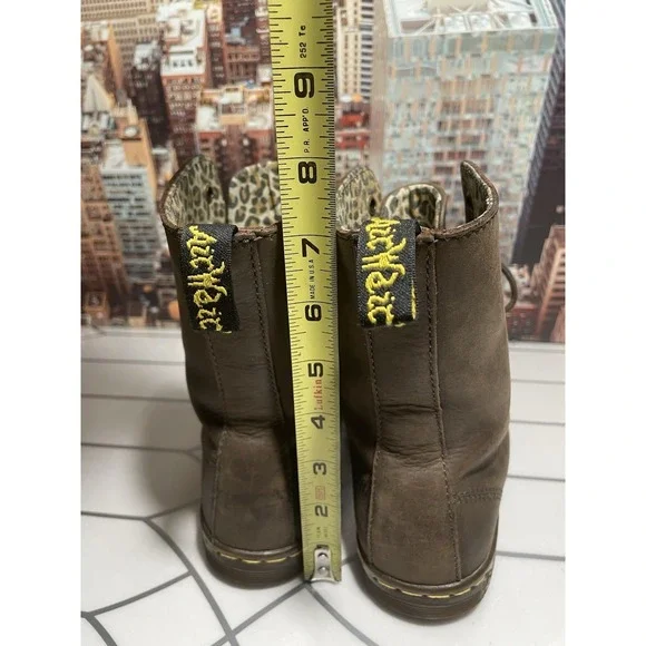 Dr Martens Stratford Women's Fold Down Boot Brown Leopard bootie size 6 - Picture 7 of 9